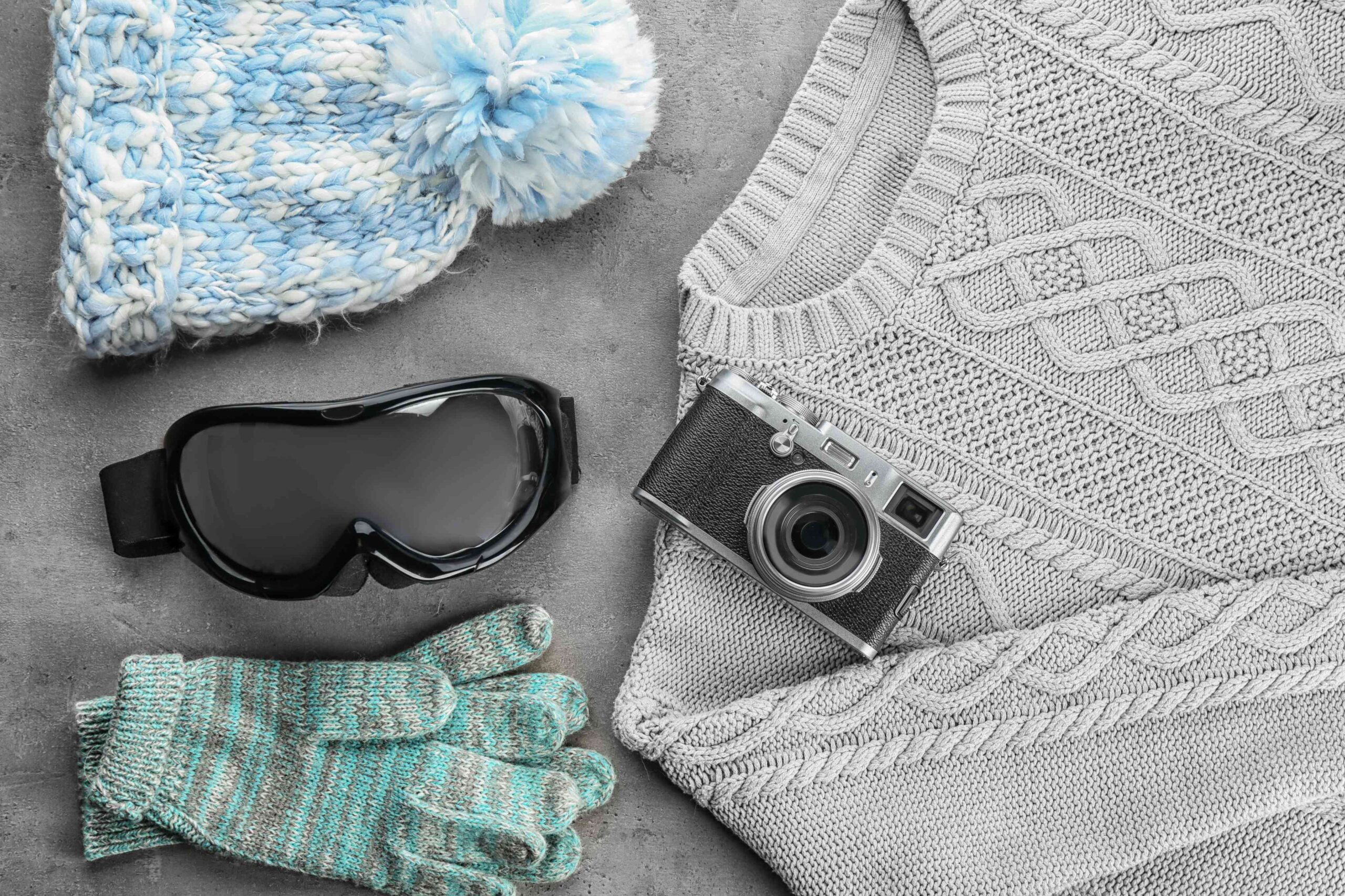 what to wear skiing